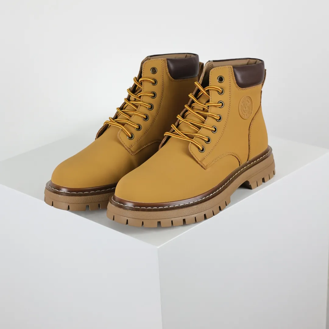 Copywriting price 💰620 Core recommendation Good price Timberland Timberland outdoor high-top casual rhubarb boots series #Guangdong Dachang quality Original box original packaging Fashion trend matching The fabric is made of Italian top-grade frosted fine-grained cowhide with anti-odor and anti-corrosion genuine leather latex insoles. The outsole and hardware are all made from OEM raw materials. The same as the original Goodyear never-open glue process. Good products do not kill pigs. Exclusive launch on the entire network. The quality is unquestionable. The full set of official website unified packaging Give you a perfect wearing experience. High-quality and durable. A must-have for stylish men. Specially designed to treat those who are not handsome. High-quality and first-class foot feel. Specially designed for cold protection and outdoor use this winter. Casual matching for daily use. Size: 38 39 40 41 42 43 44 (leather shoe size)